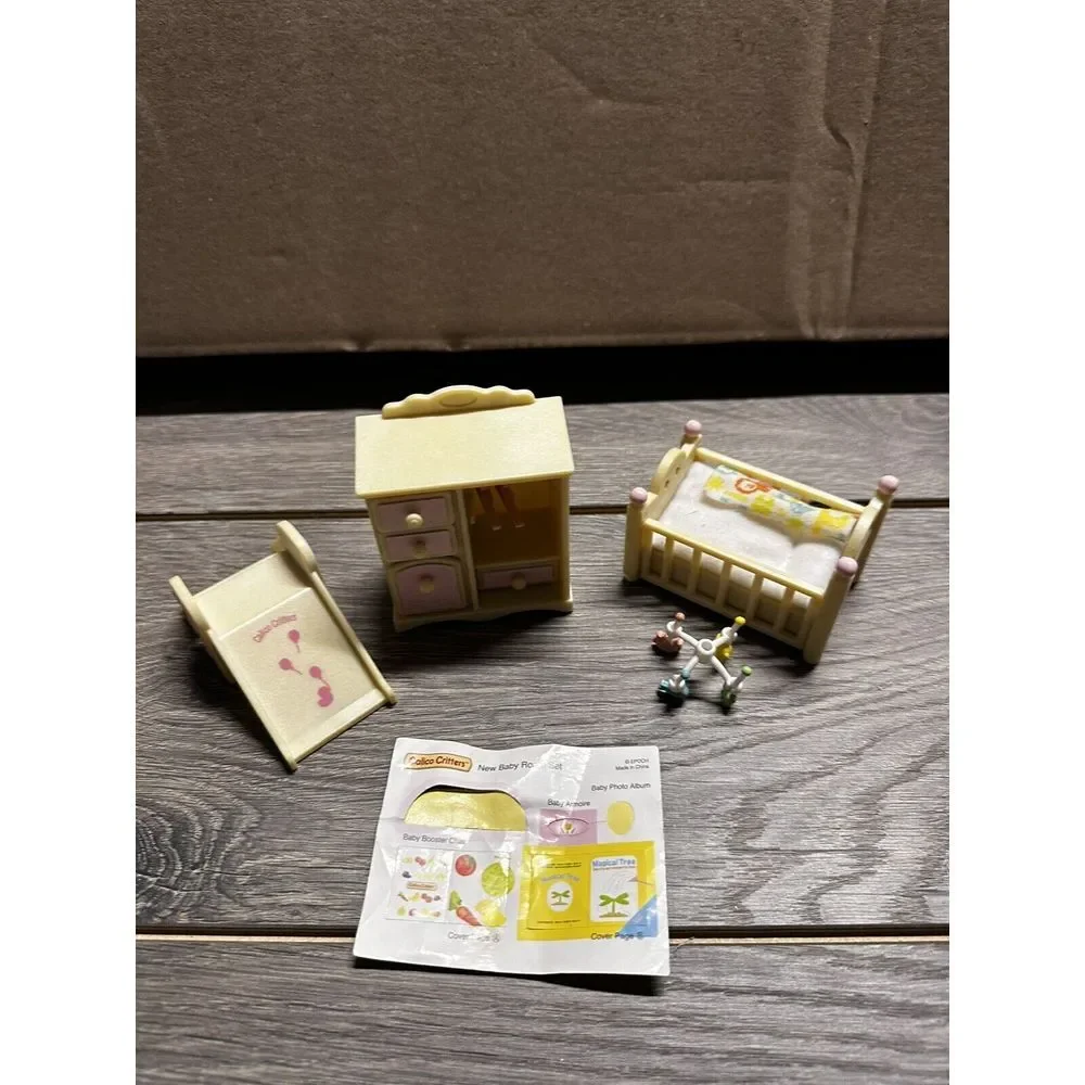 Calico Critters Play Set Replacement Piece CLOTHES WARDROBE Slide And Bed‎